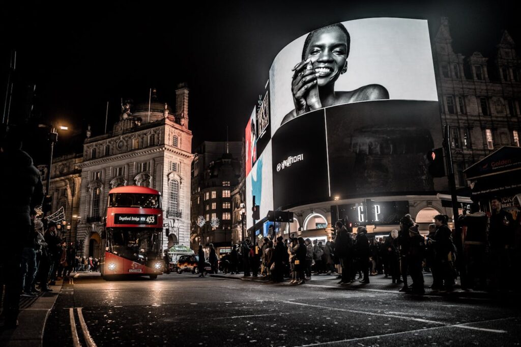 picadilly circus videos